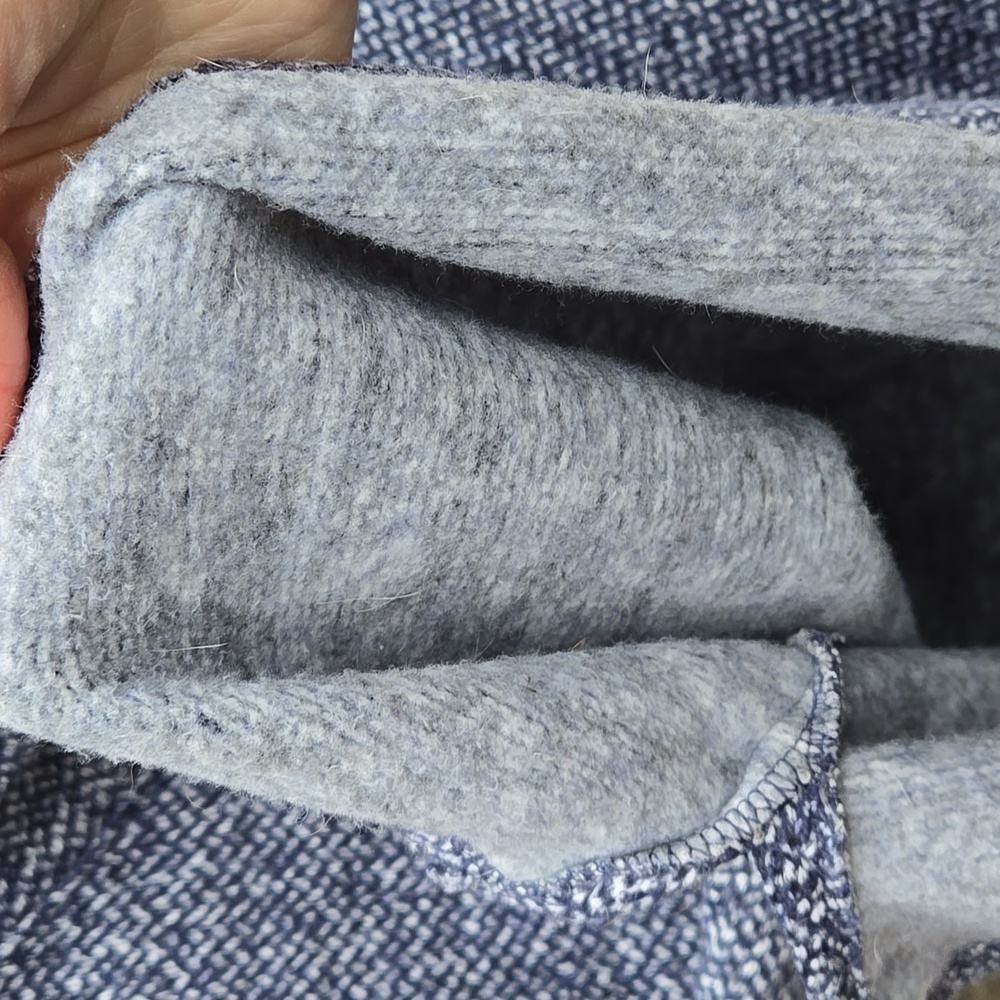 COLUMBIA. Ladies Heathered Blue Cowl Neck Pullover Sweater. Size S. Like New! - Picture 9 of 9
